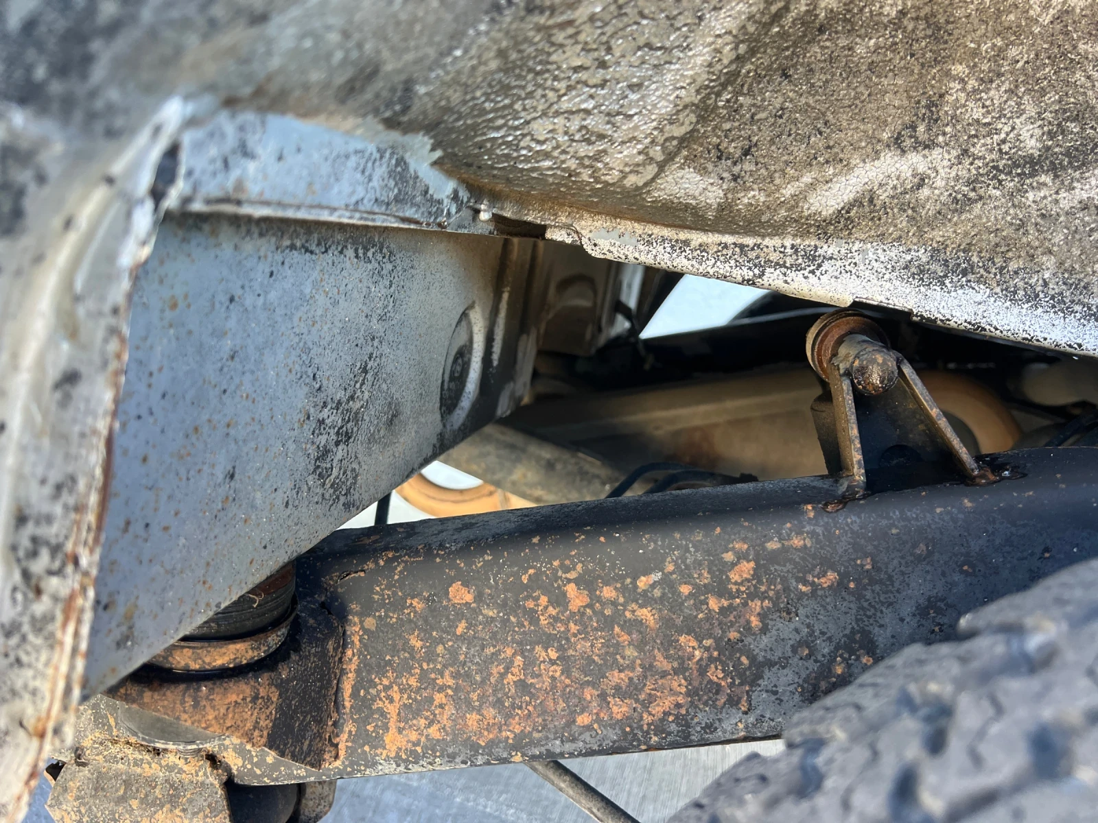 Mitsubishi Pajero  Hardtop 2.5TDI , снимка 13 - Автомобили и джипове - 54113149