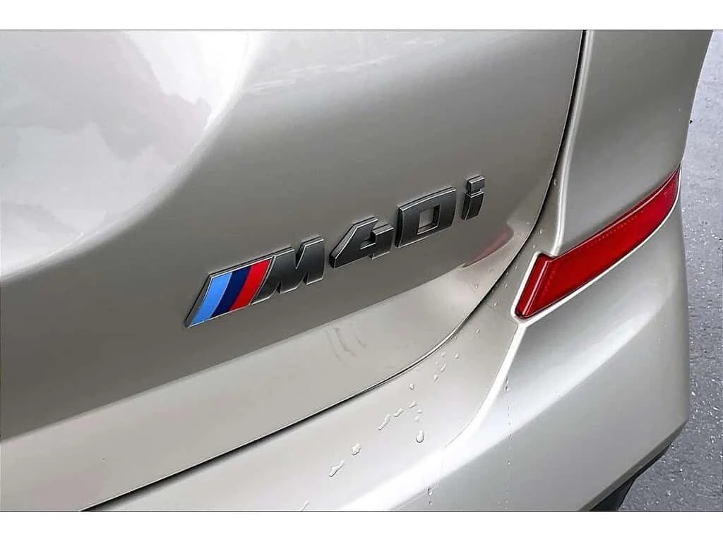 BMW X3 * | GPS | Ultimate Package | 2 Sets of Tires * CAR, снимка 4 - Автомобили и джипове - 54114585