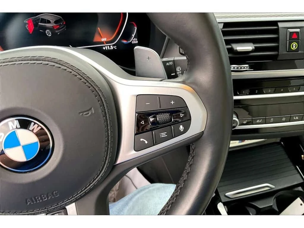 BMW X3 * | GPS | Ultimate Package | 2 Sets of Tires * CAR, снимка 13 - Автомобили и джипове - 54114585