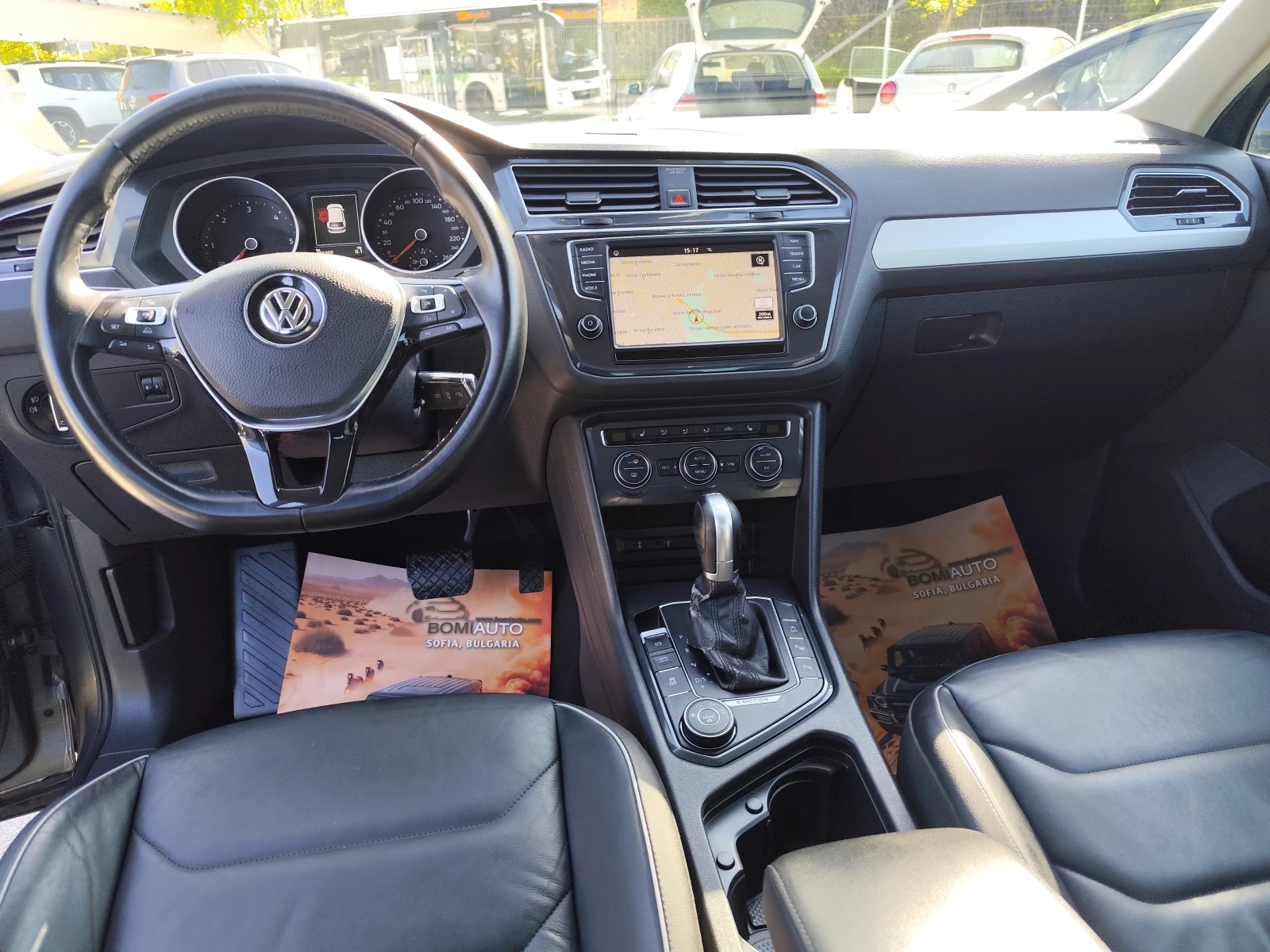 VW Tiguan 2.0TDi* 4 MOTION* АВТОМАТИК* NAVI* CAMERA* КОЖА* , снимка 8 - Автомобили и джипове - 54333088