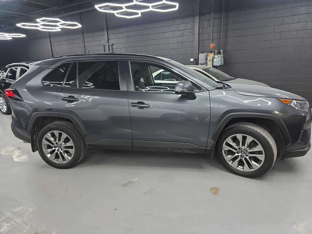Toyota Rav4 * XLE * CARFAX * ЦЕНА ДО БГ, снимка 3 - Автомобили и джипове - 54511690