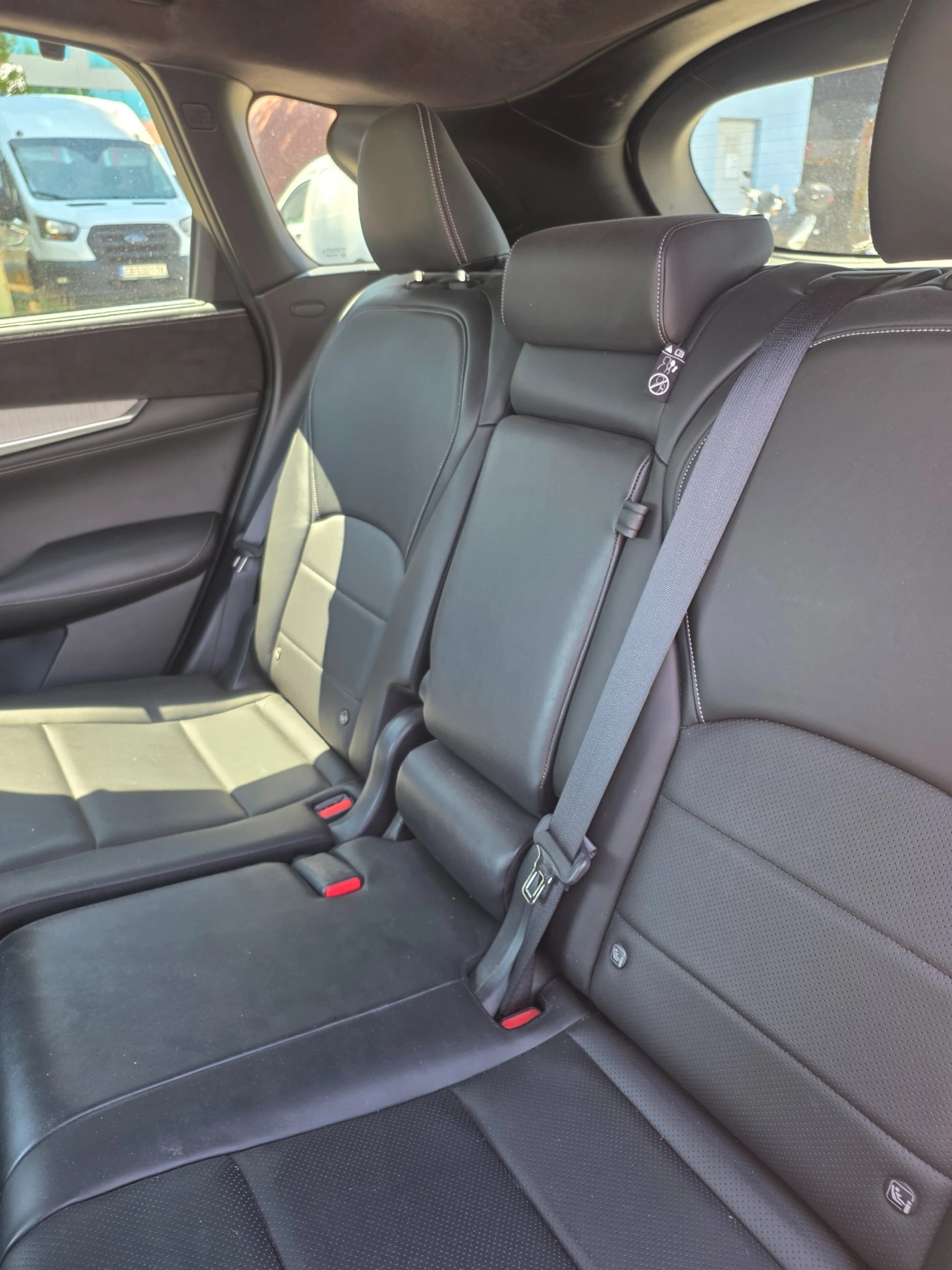 Infiniti QX50, снимка 12 - Автомобили и джипове - 55545838