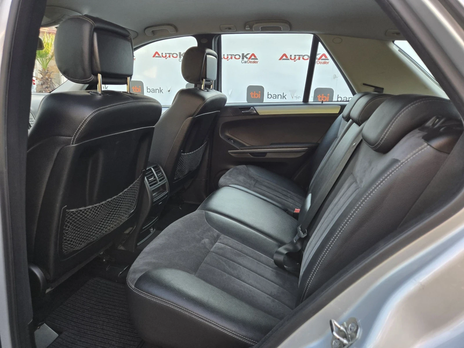 Mercedes-Benz ML 320 3.0CDI-224к= АВТОМАТ= SPORT= АВИ= КСЕНОН= АВТОПИЛО, снимка 9 - Автомобили и джипове - 55657113