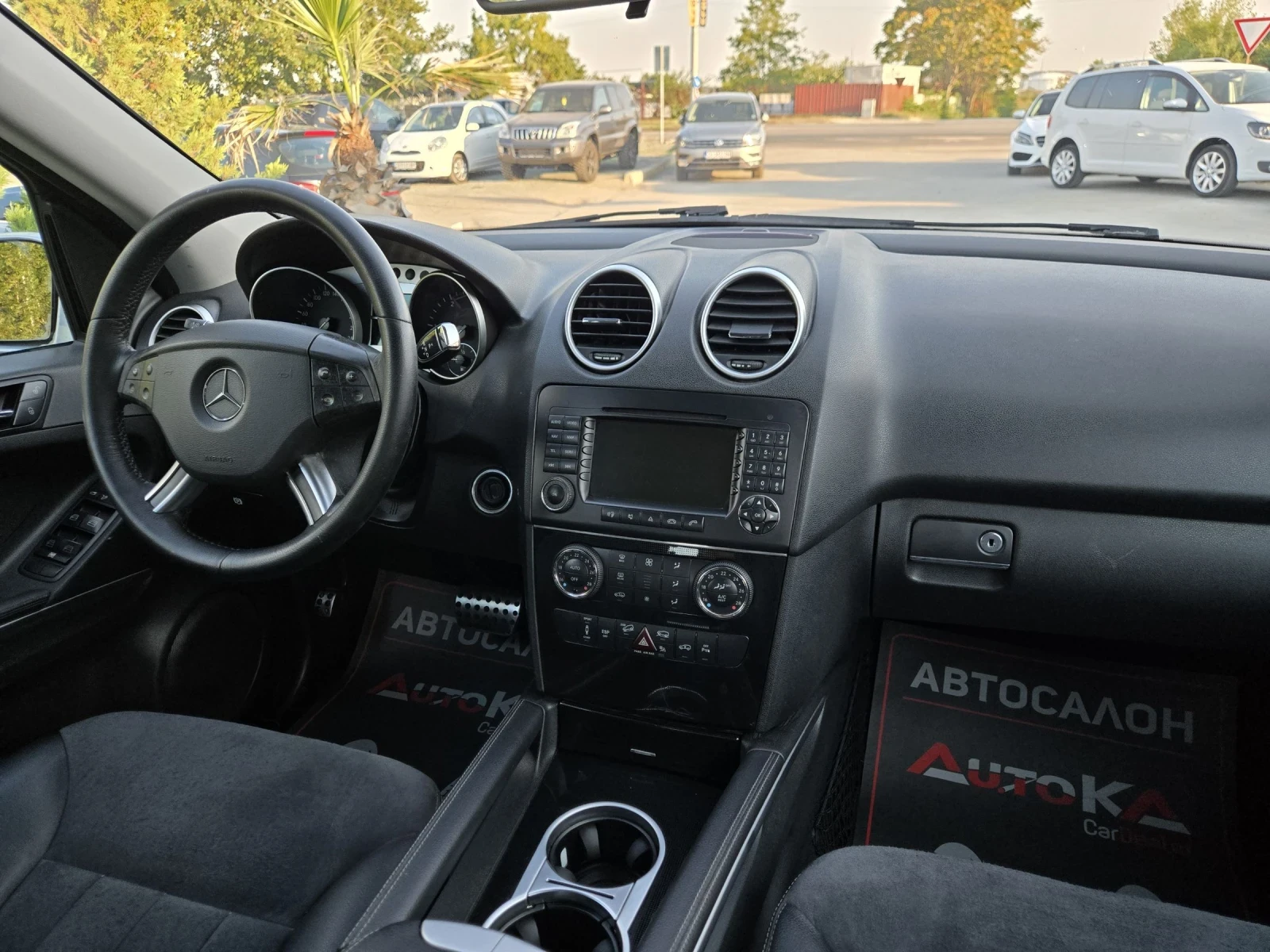 Mercedes-Benz ML 320 3.0CDI-224к= АВТОМАТ= SPORT= АВИ= КСЕНОН= АВТОПИЛО, снимка 13 - Автомобили и джипове - 55657113