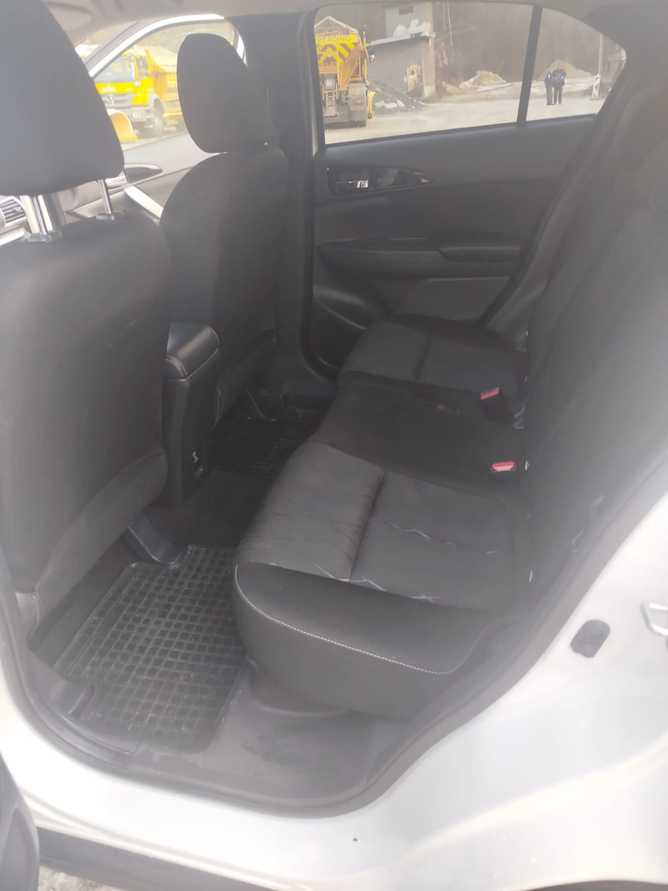 Mitsubishi Eclipse Cross, снимка 14 - Автомобили и джипове - 55884080