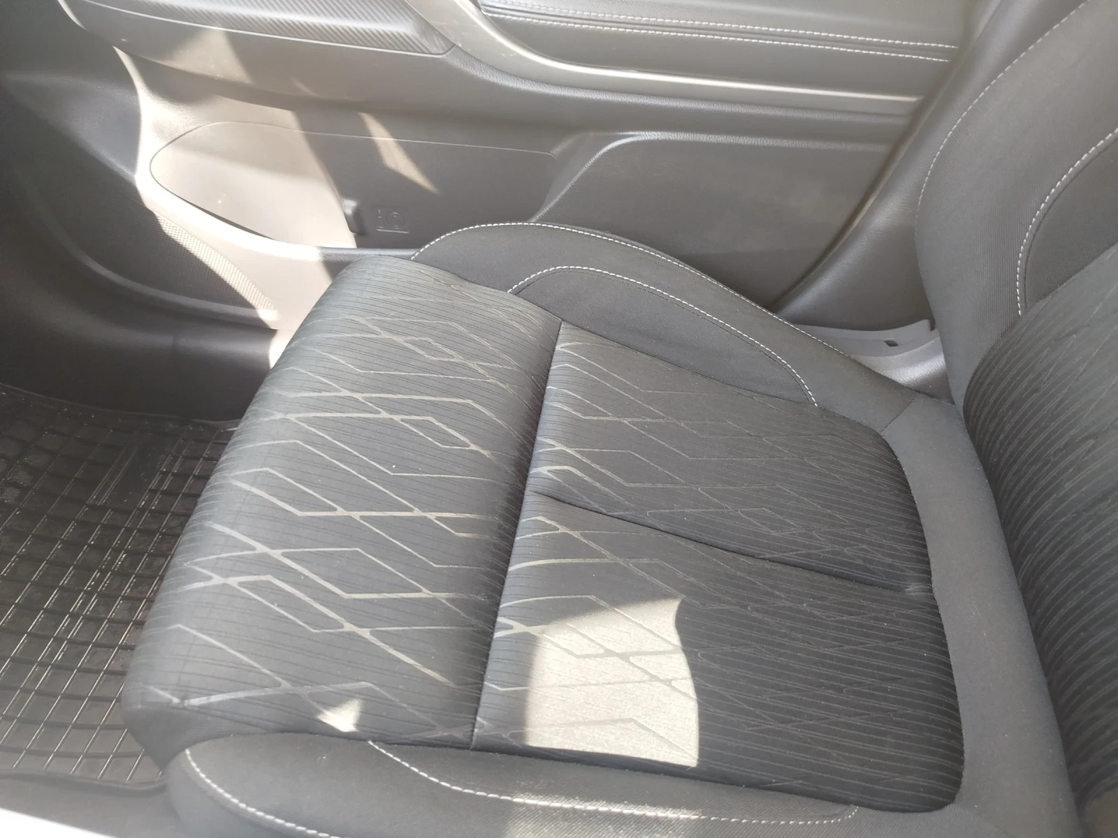 Mitsubishi Eclipse Cross, снимка 9 - Автомобили и джипове - 55884080