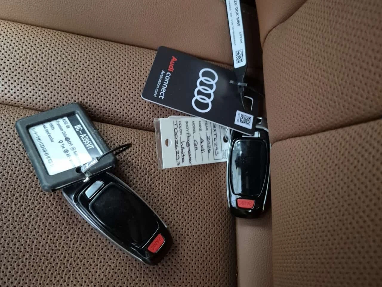 Audi Q8 3.0 TFSI| HUD| PANO| 360| AMBIENT| 2 КЛЮЧА| , снимка 8 - Автомобили и джипове - 56307595