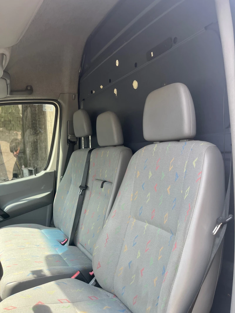 VW Crafter, снимка 11 - Бусове и автобуси - 48150771