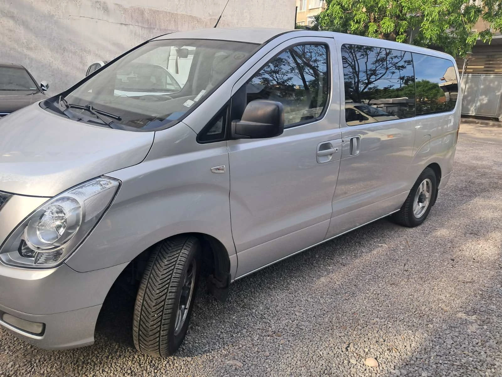 Hyundai H1 2.5 CRDi - изображение 2
