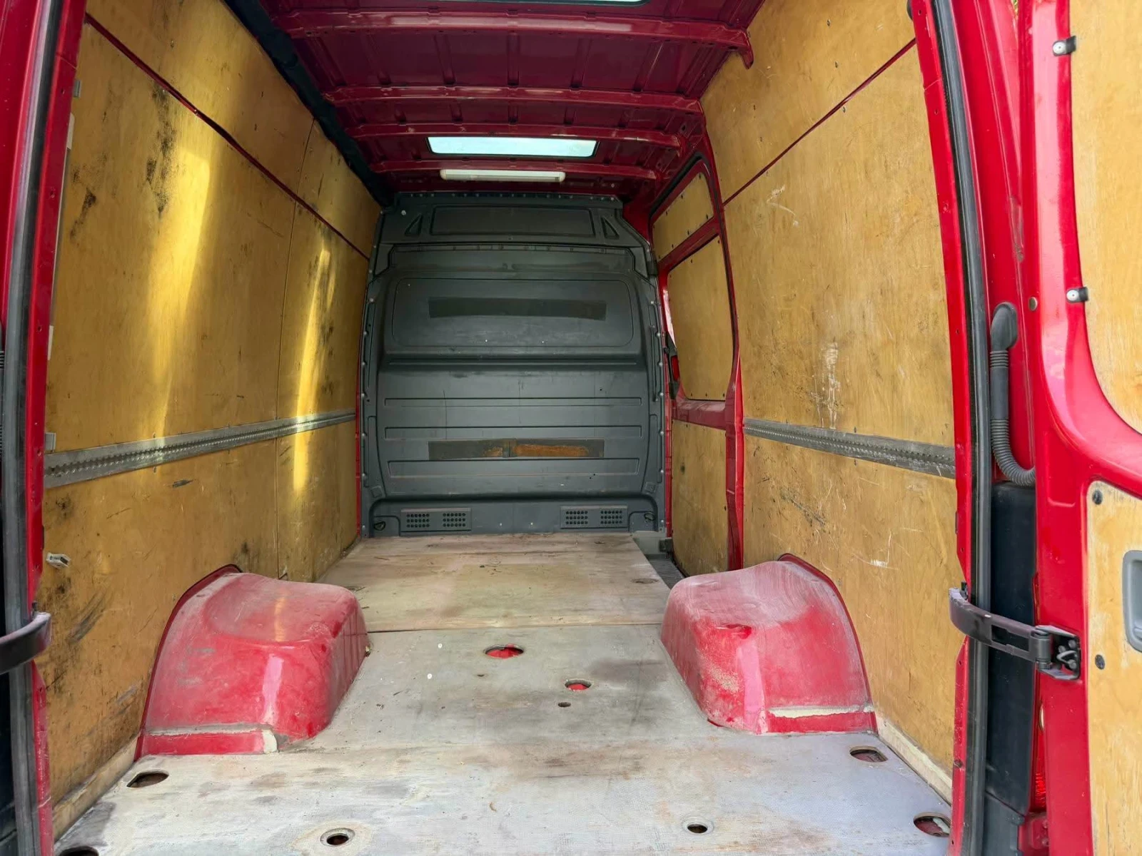 VW Crafter 2.5diesel 2007, снимка 12 - Бусове и автобуси - 55841033