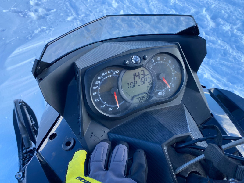 Ski-Doo Summit Rotax 800R E-tec , снимка 9 - Мотоциклети и мототехника - 46378984