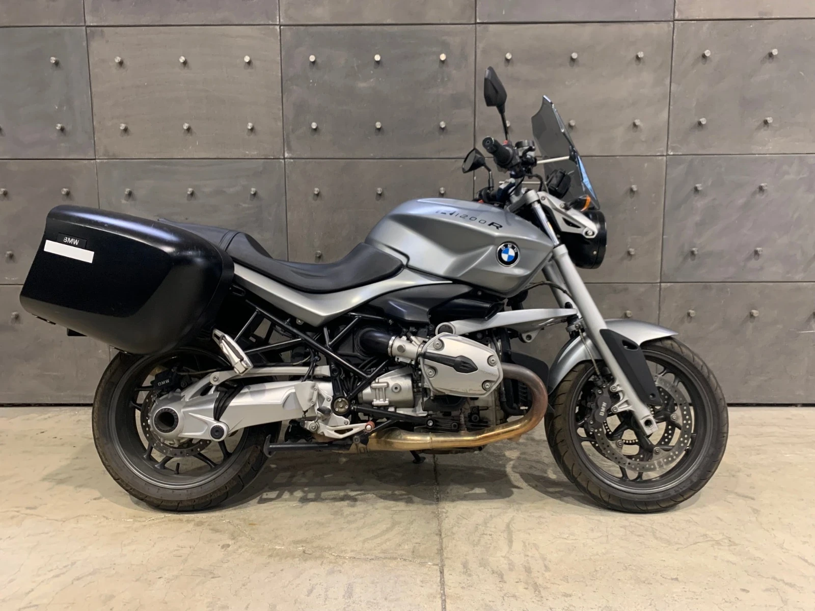 BMW R R1200R - изображение 3