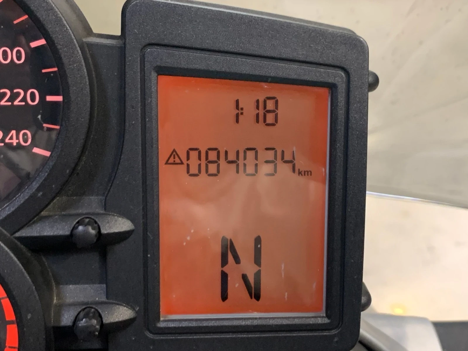 BMW R R1200R - изображение 4