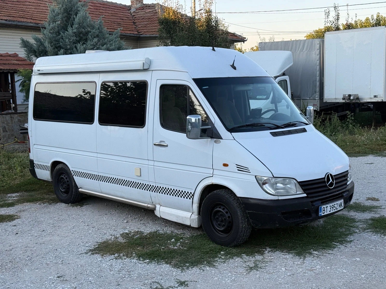 Кемпер Mercedes-Benz 308 220D Automat, снимка 2 - Каравани и кемпери - 56300979