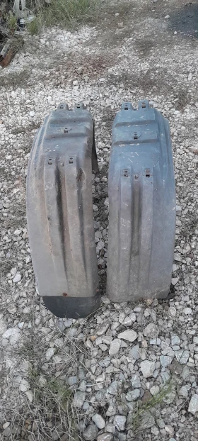 Продавам задни калци за единична гума., снимка 1