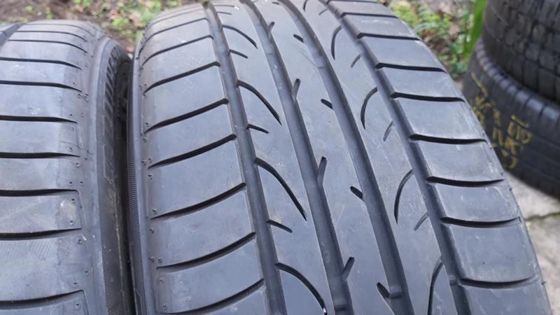 Гуми Летни 215/45R17, снимка 5 - Гуми и джанти - 27298819