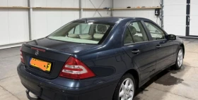 Mercedes-Benz C 180, снимка 12