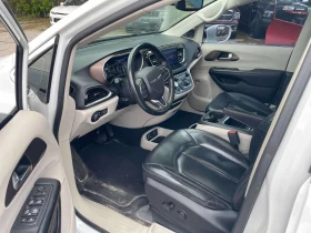 Chrysler Pacifica * Touring L Plus* АВТОКРЕДИТ БЕЗ ПЪРВОНАЧАЛНА ВНОС, снимка 5