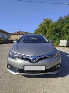 Toyota Auris, снимка 1