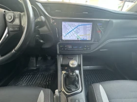 Toyota Auris, снимка 6