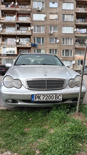 Mercedes-Benz C 200, снимка 2