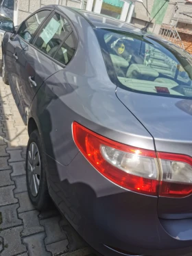 Обява за продажба на Renault Fluence 1.6 бензин ~9 600 лв. - изображение 3