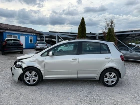 VW Golf Plus 2, 0 TDI 110 кс. УДАРЕН - 4850 лв. - 16710042 2