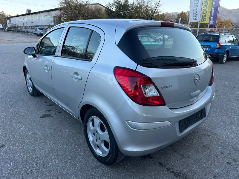 Opel Corsa 1.2i Италия, снимка 5 - Автомобили и джипове - 47895250