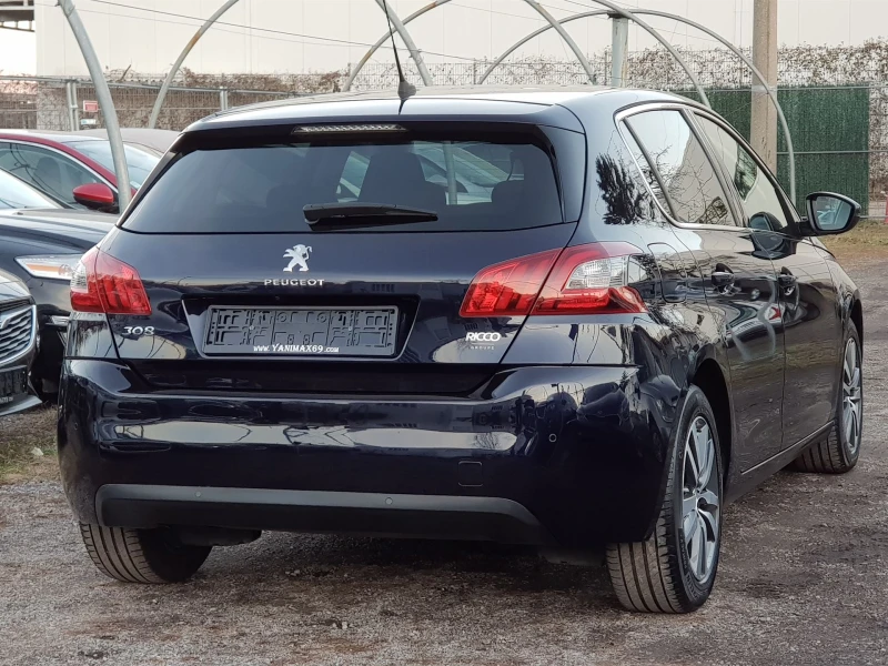 Peugeot 308 1.2 e-THP Allure, снимка 4 - Автомобили и джипове - 48235022