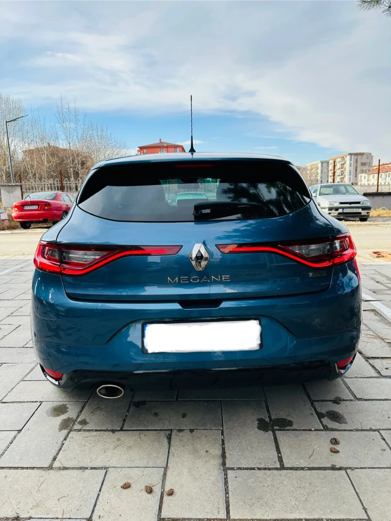 Renault Megane 1.3 Rline Автоматик* 360Камера Euro6 58000км , снимка 3 - Автомобили и джипове - 48269799