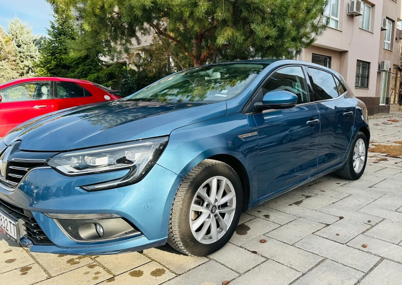 Renault Megane 1.3 Rline Автоматик* 360Камера Euro6 58000км , снимка 1 - Автомобили и джипове - 48269799