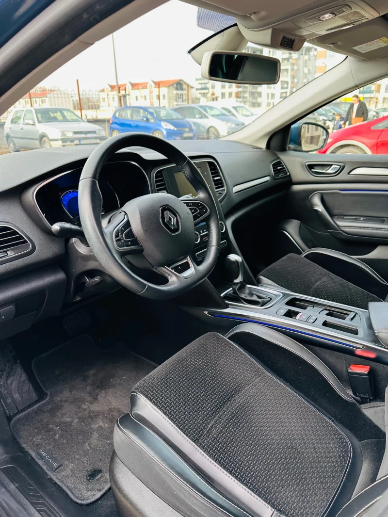 Renault Megane 1.3 Rline Автоматик* 360Камера Euro6 58000км , снимка 5 - Автомобили и джипове - 48269799