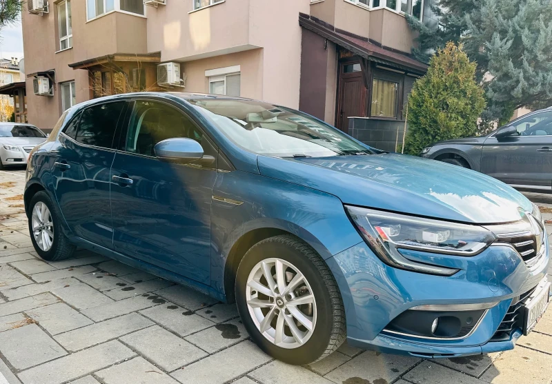 Renault Megane 1.3 Rline Автоматик* 360Камера Euro6 58000км , снимка 4 - Автомобили и джипове - 48269799