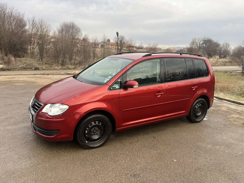 VW Touran, снимка 1 - Автомобили и джипове - 48588908