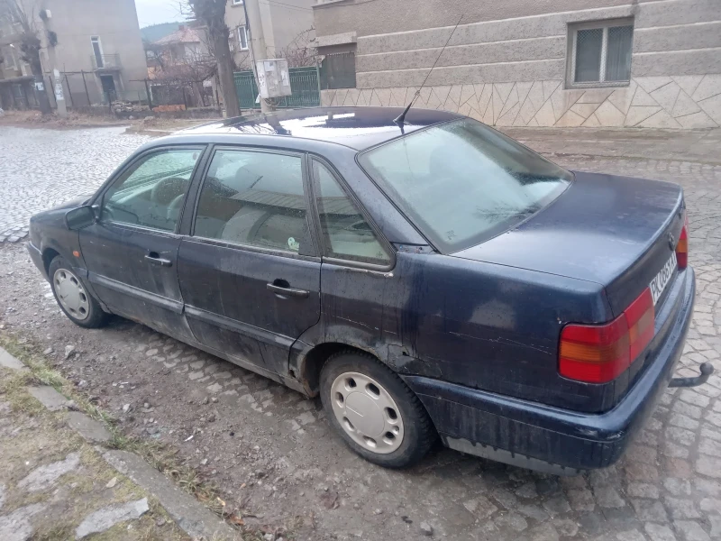 VW Passat, снимка 4 - Автомобили и джипове - 49317695