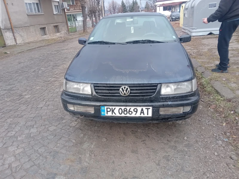 VW Passat, снимка 1 - Автомобили и джипове - 49317695