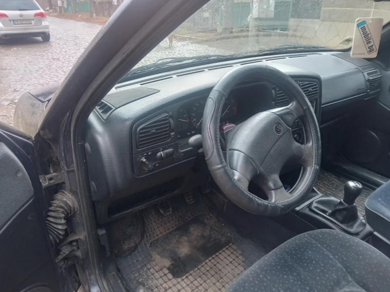 VW Passat, снимка 10 - Автомобили и джипове - 49317695