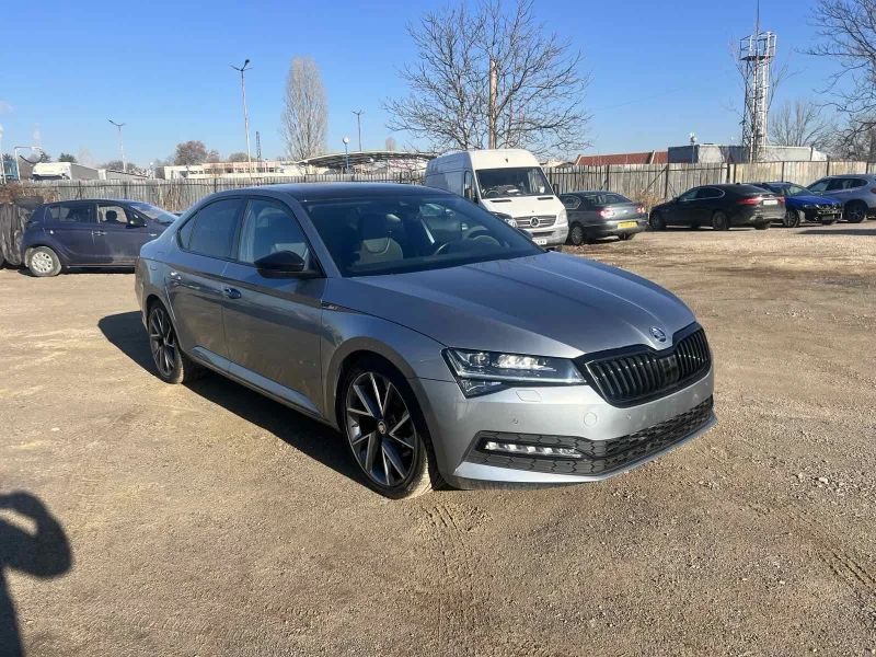 Skoda Superb, снимка 4 - Автомобили и джипове - 49537689