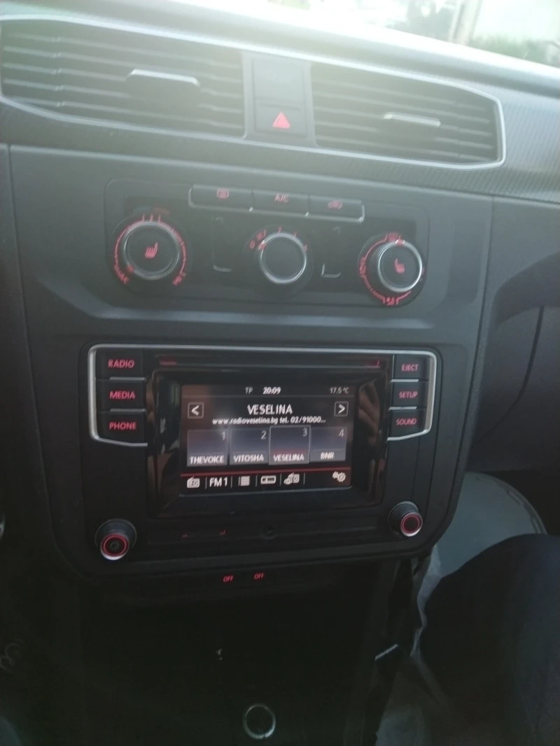 VW Caddy 2.0 4x4 ръчка ALLTRACK, снимка 7 - Автомобили и джипове - 51457348