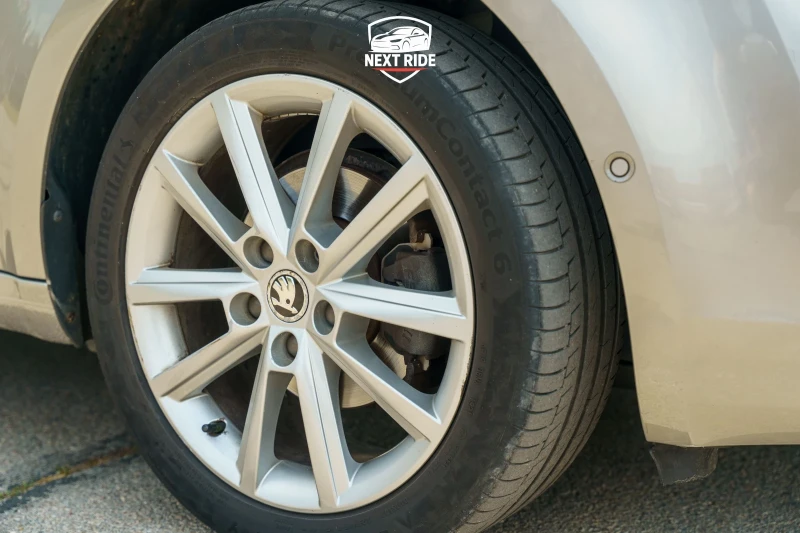 Skoda Octavia 1.6 TDI 105 к.с. DSG 2015 г. ТОП, снимка 7 - Автомобили и джипове - 51045349