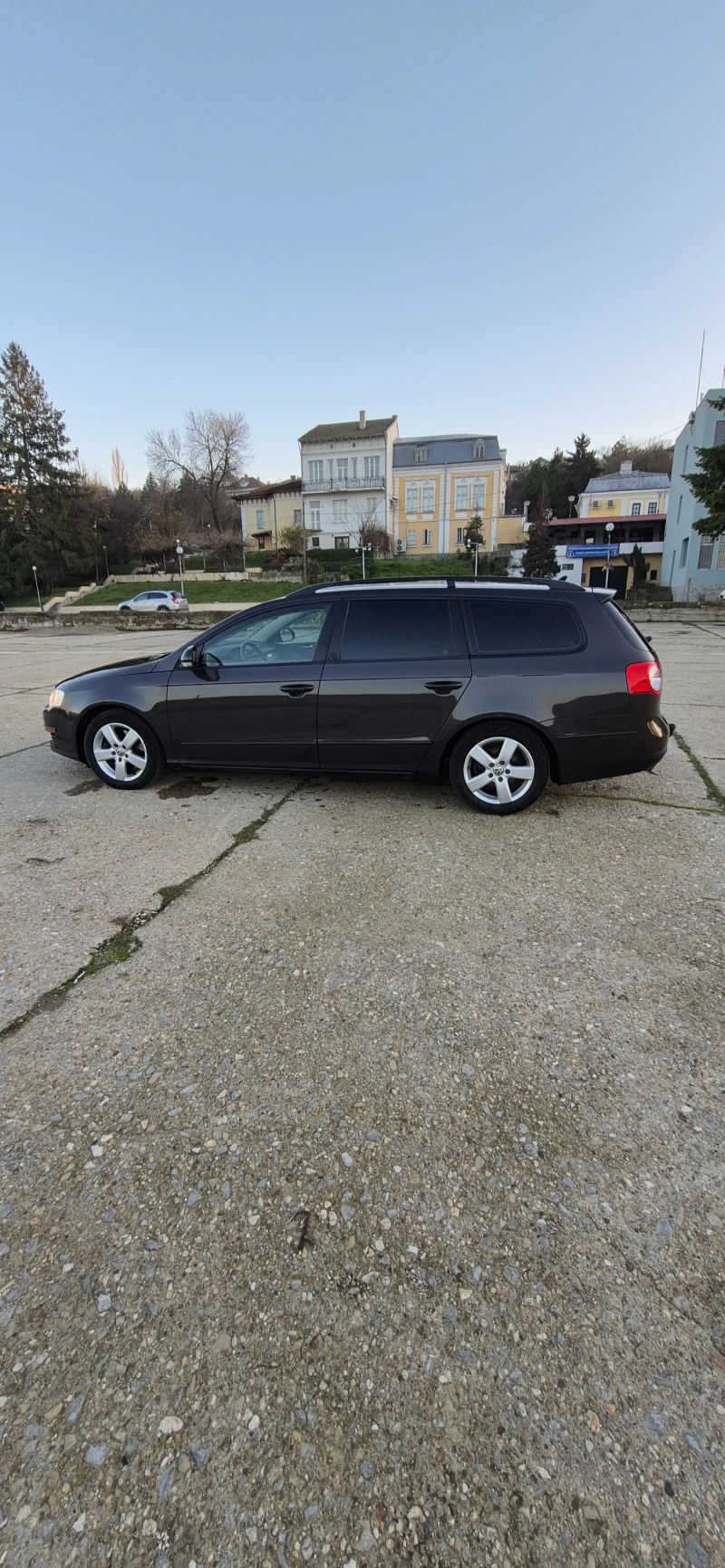 VW Passat, снимка 8 - Автомобили и джипове - 52797343