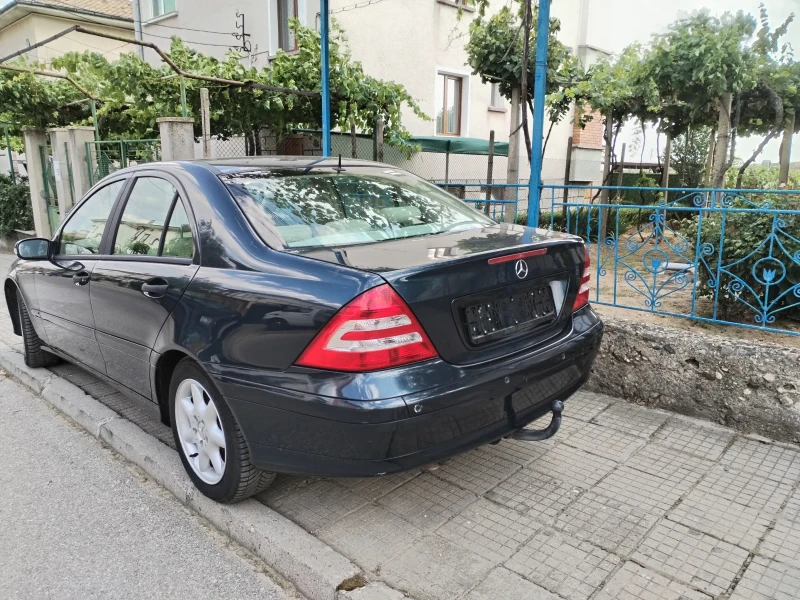 Mercedes-Benz C 180, снимка 6 - Автомобили и джипове - 53196061