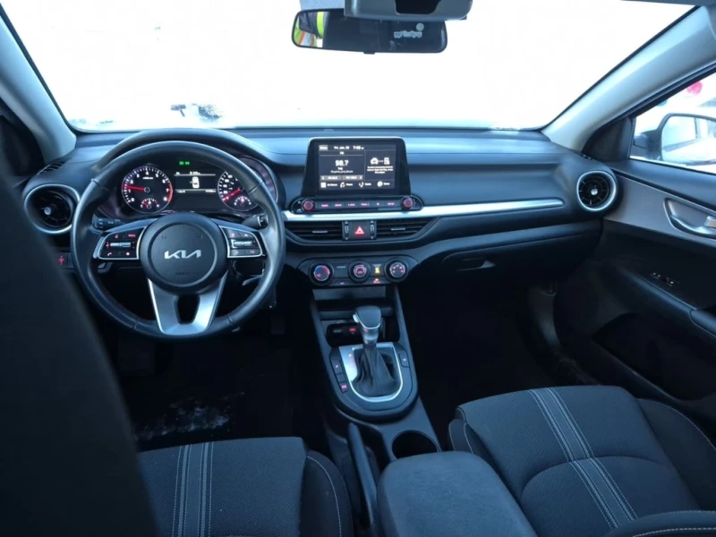 Kia Forte * LX * CARFAX * ЦЕНА ДО БГ, снимка 6 - Автомобили и джипове - 53288512