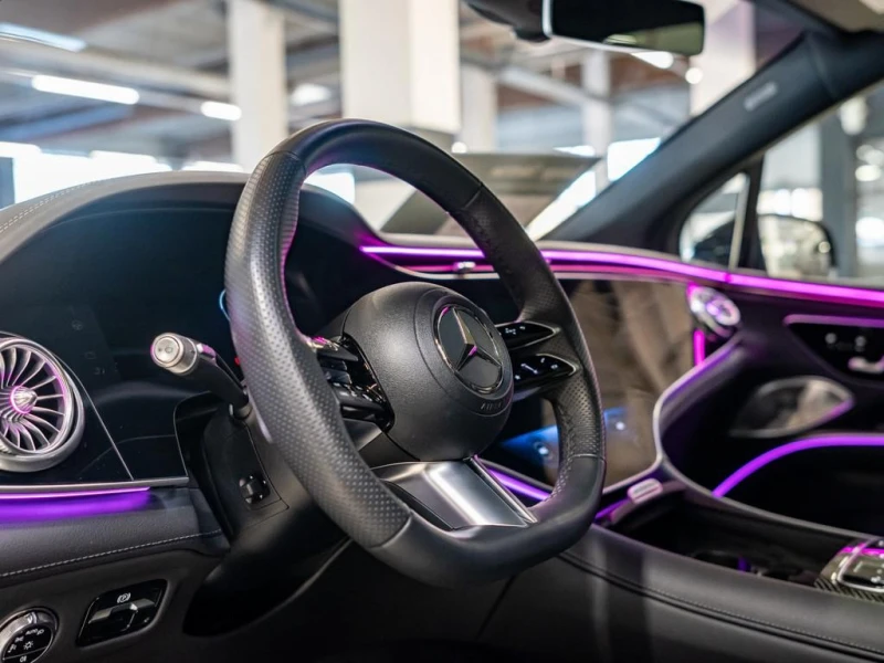 Mercedes-Benz EQS 580 SUV 4-MATIC AMG HYPERSCREEN CARBON, снимка 8 - Автомобили и джипове - 53358976