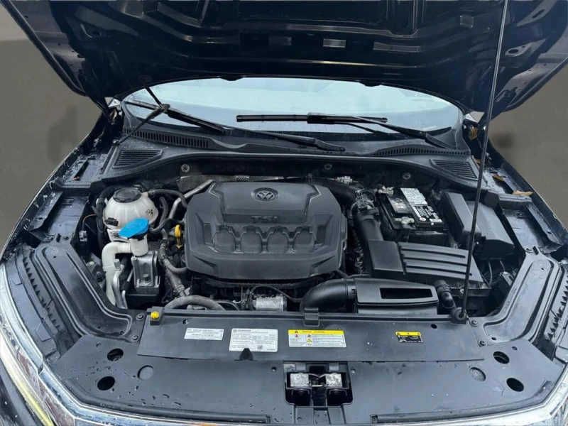 VW Passat 2.0T Limited Edition FW* АвтоКредит* (Цена до БГ) , снимка 8 - Автомобили и джипове - 53403866