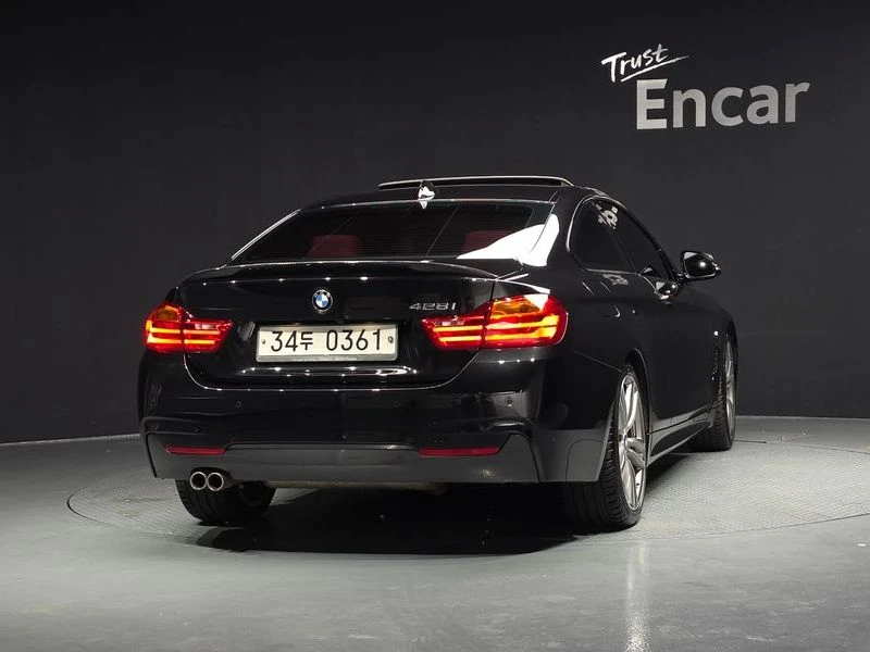 BMW 324 428i M Sport Coupe| 245к.с.| ВКЛ.ТЕХНОТЕСТ, снимка 3 - Автомобили и джипове - 55612694