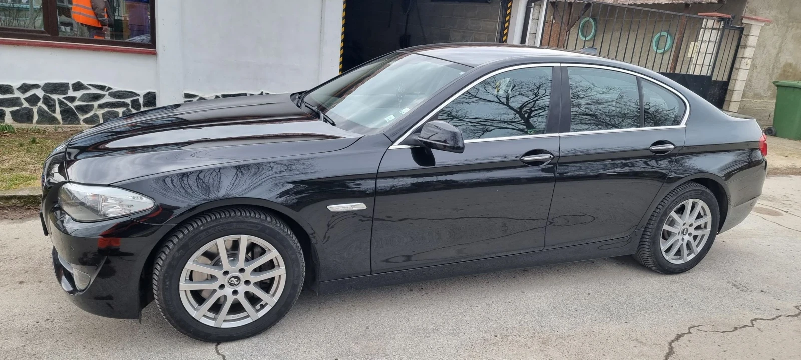 BMW 530 530D XDRIVE - изображение 3
