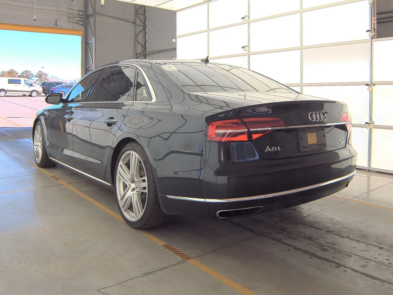 Audi A8 Long* Matrix* distronik* B&O* 360* масаж* Head-up* - изображение 6