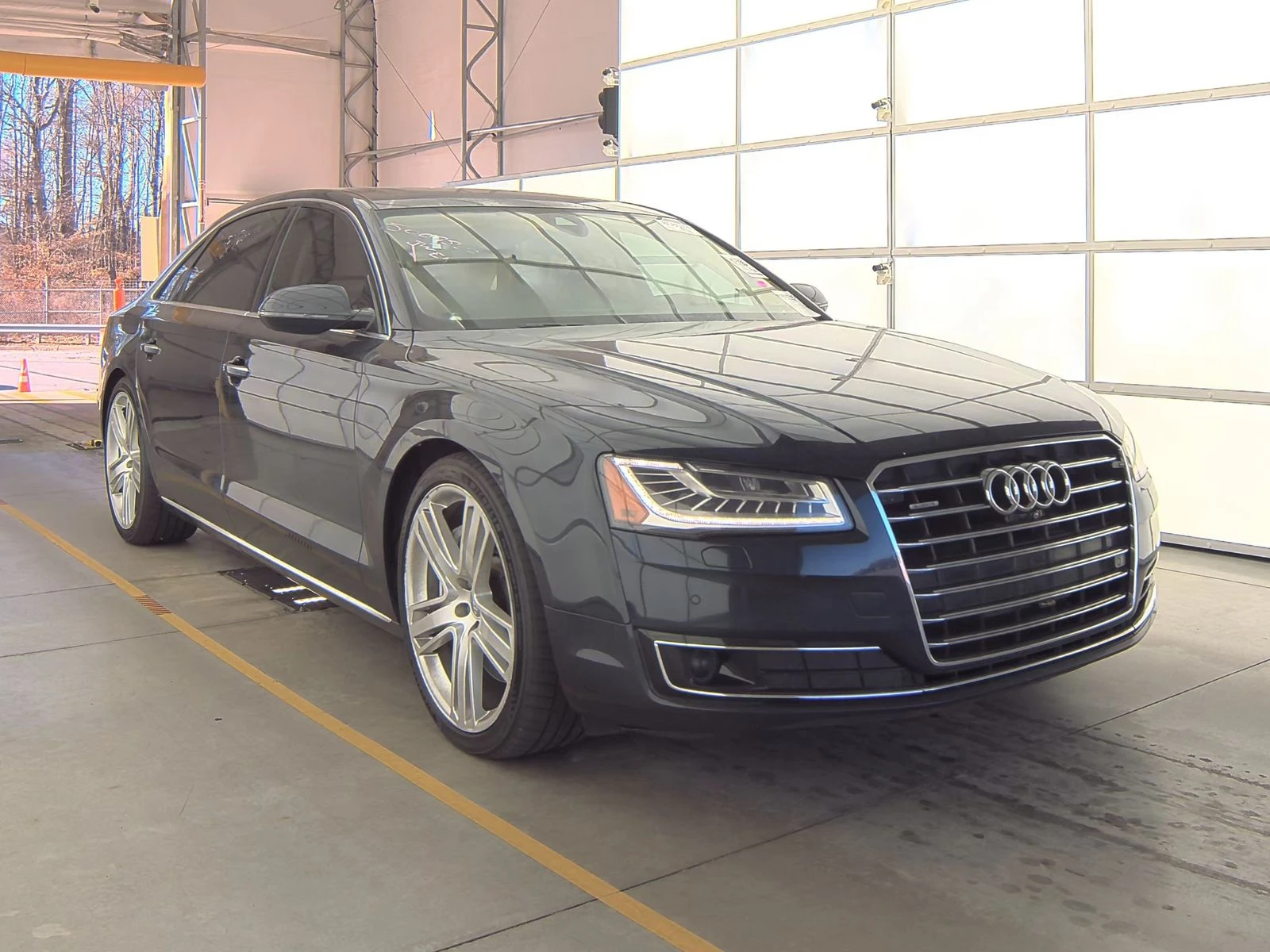 Audi A8 Long* Matrix* distronik* B&O* 360* масаж* Head-up* - изображение 2