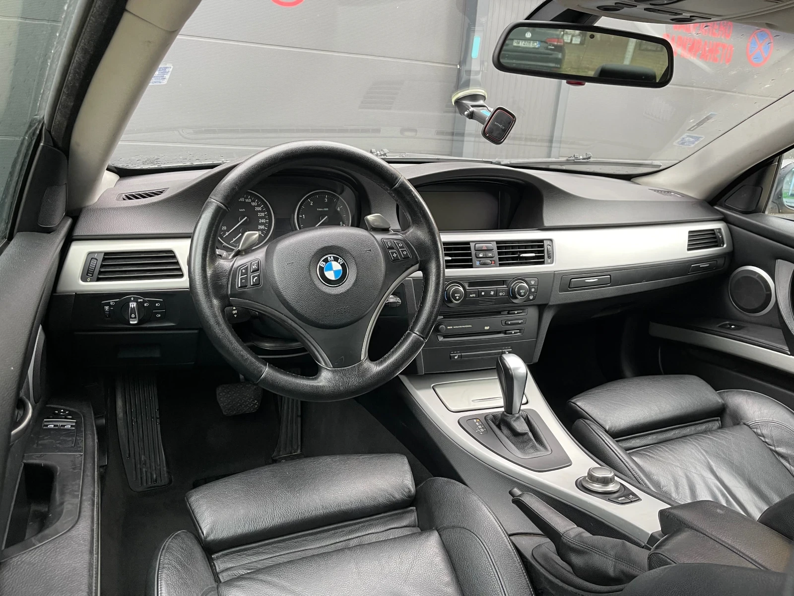 BMW 335  - изображение 4